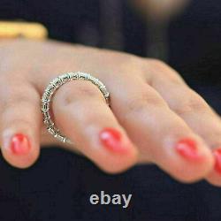 14k White Gold Plated 2.50 Ct Emerald Simulated Diamond Eternity Wedding Ring