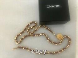 CHANEL VINTAGE Gold Plated Red Leather CC Logos Charm Vintage Chain Belt
