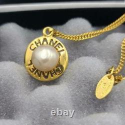 CHANEL Vintage Necklace Gold Plated Costume Pearl Round Pendant Logo Cutout