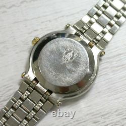 GUCCI 9000L black Dial Quartz Stainless Steel/Gold Plated Analog Ladies Watch