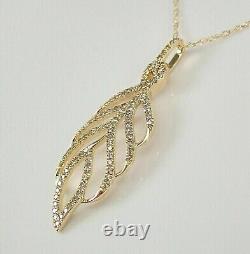 Round Cut Simulated Diamond Wedding Pretty Leaf Pendant 14K Yellow Gold Plated