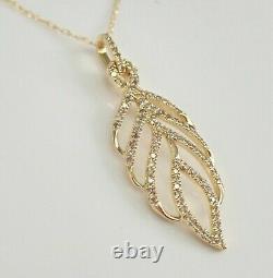 Round Cut Simulated Diamond Wedding Pretty Leaf Pendant 14K Yellow Gold Plated