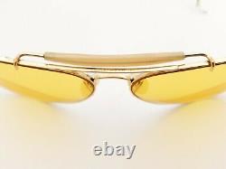 Vintage B&L Ray Ban Bausch & Lomb Outdoorsman Ambermatic 62mm Aviator withCase