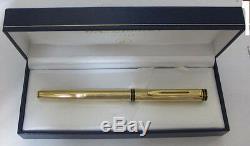 Waterman Exclusive Gold Plated Fountain Pen 18K Gold Medium Pt New In Box