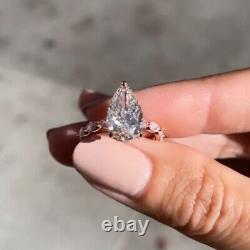 Bague de fiançailles en moissanite à taille poire 3,30 CTW D/VVS1 plaquée or rose 14k