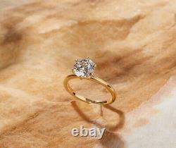 Bague de mariage solitaire en diamant simulé taillé rond de 1,50 ct plaqué or jaune 14 carats