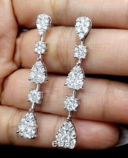 Boucles d'oreilles longues à pendre en or blanc 14 carats plaqué avec diamants simulés taillés en rond de 3 carats