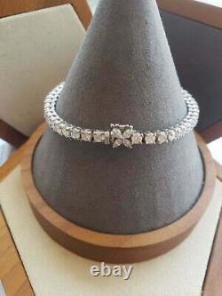 Bracelet de tennis en or blanc 14 carats plaqué, diamant de laboratoire taillé en fleur de 5 carats.