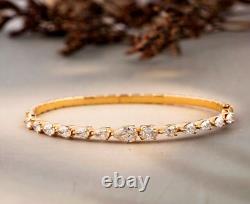 Bracelet jonc pour femmes en moissanite naturelle en forme de poire plaqué or jaune 14 carats de 5,7 carats