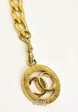 Chanel Gold, Metal Chain CC Medallion Belt/necklace S’adapte Jusqu’à 32 (nr)