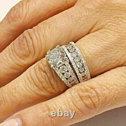Ensemble de mariage de bague de fiançailles en diamant simulé rond de 2,50 Ct en plaqué or blanc 14 carats