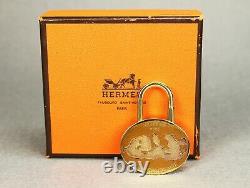 Hermes 2003 Annee Mediterranee Or Plaqué Or Cadena Lock Bag Charm