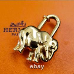 Hermes Or Plaqué Éléphant Cadenasa Sac Charm #1542be Rise-on