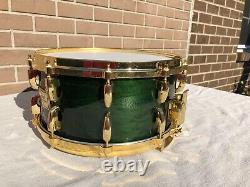 Pearl Masters Custom Snare 24k Plaqué Or Matériel 14 X 6 1/2 Nouvelles Têtes Remo