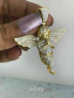 Pendentif ailes d'ange en or jaune 14 carats plaqué avec véritable moissanite ronde de 1,70 carats