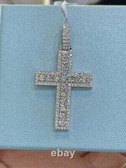 Pendentif croix pour homme en argent plaqué or blanc avec moissanite réelle de 3,05 Ct taillée en rond.