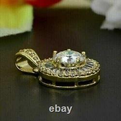 Pendentif de halo pour femme en or jaune 14 carats avec diamant simulé de coupe ronde de 2,20 carats