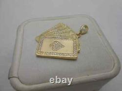 Pendentif en forme de carte éblouissant en diamant simulé taillé en rond unisexe plaqué or jaune 14k