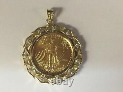 Pendentif pièce de monnaie Lady Liberty en diamant simulé taille ronde de 2Ct plaqué or jaune 14K